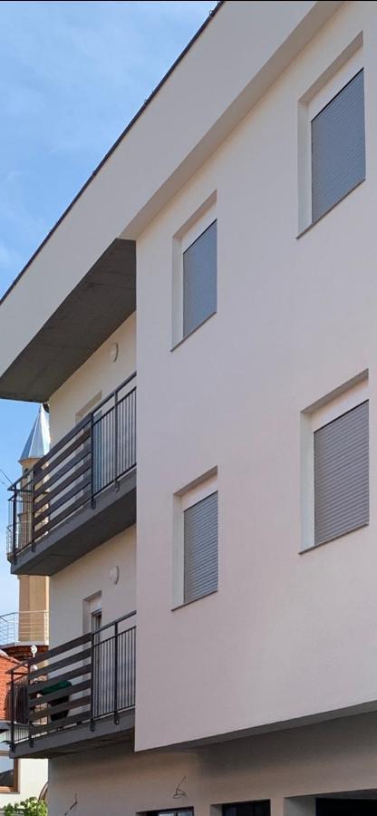 Apartmani Imamovic Dubrave Gornje Exterior photo